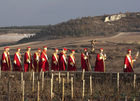 promenade-de-la-fête-des-vins-de-st-vincent-tournante