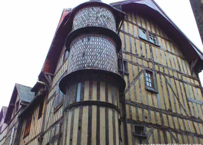 troyes tour de l'orfèvre