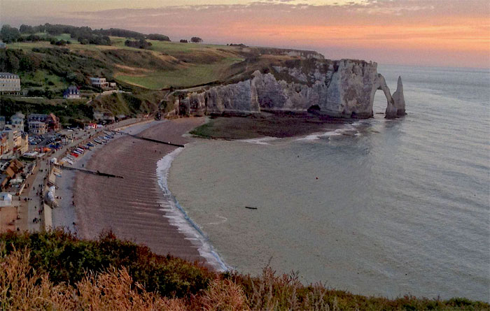 etretat-normandie-lieux les plus romantiques de france