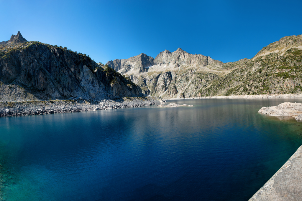 Le Lac de Cap-de-Long, Pyrénées