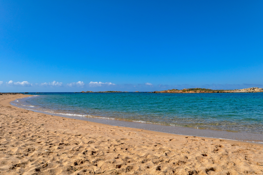 plage d'Erbaju derrière Roccapina