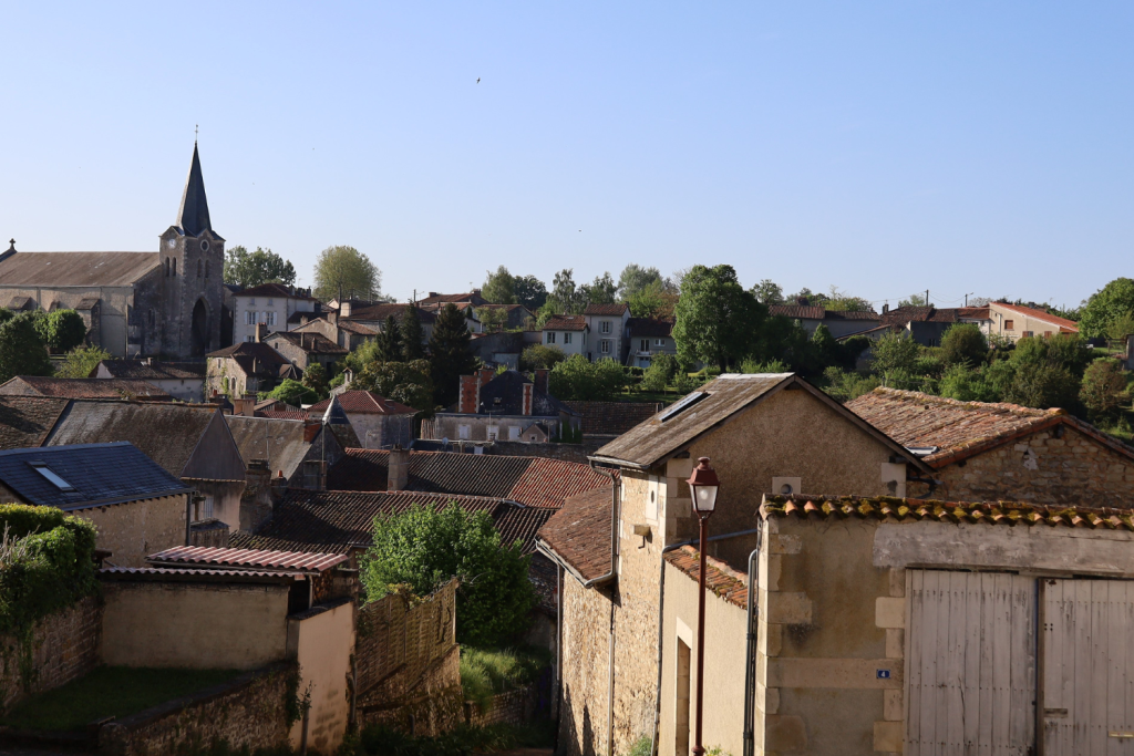 Village de Charroux, Allier