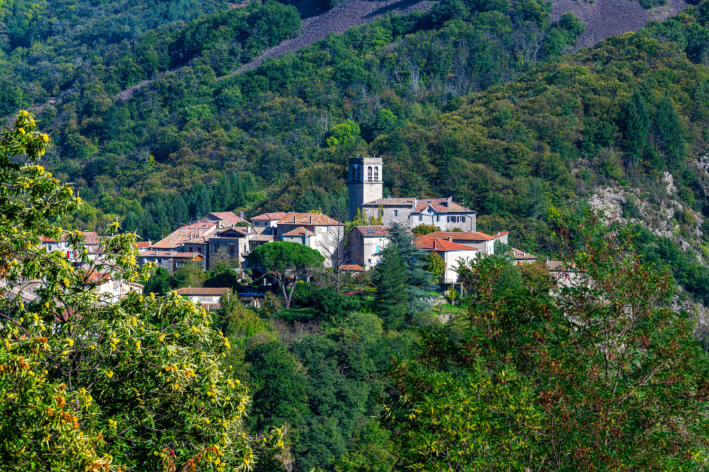 Village de l'Ardèche Antraigues-sur-Volane