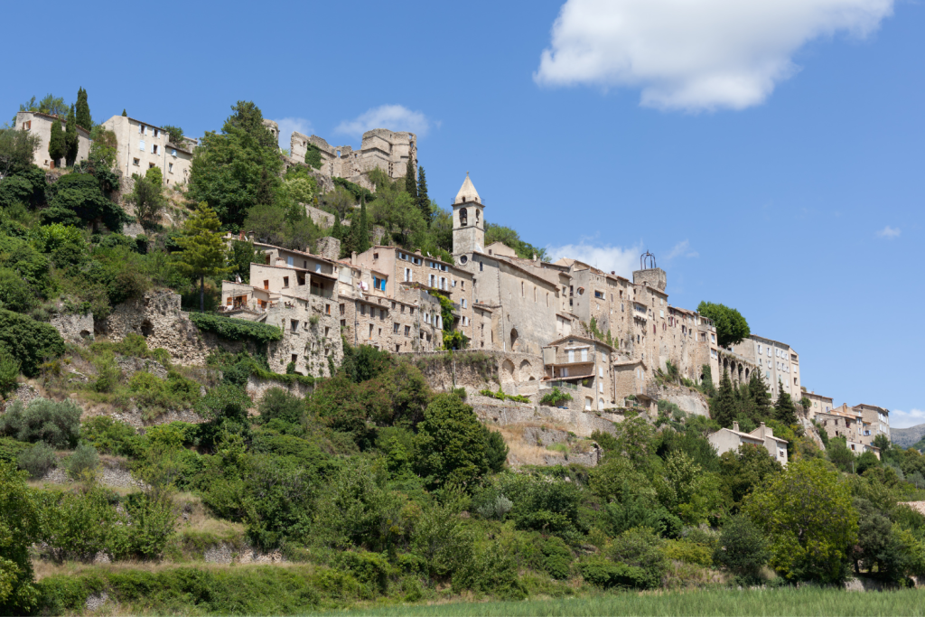 Village de Drôme, Montbrun-les-Bains