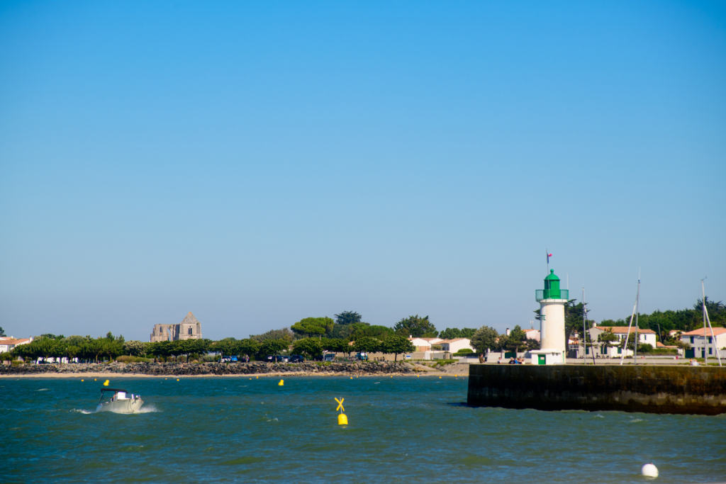 La Flotte, Village autour de La Rochelle