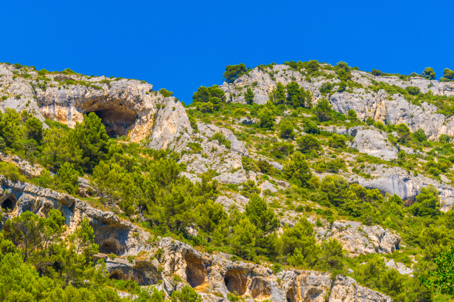 Village Troglodytique france