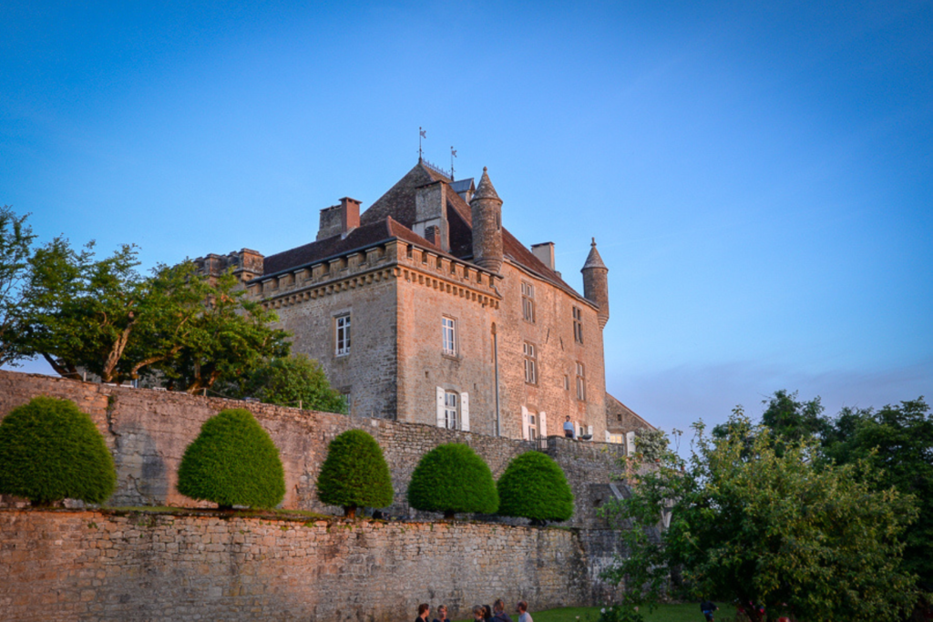 châteaux du Jura : Château de Frontenay