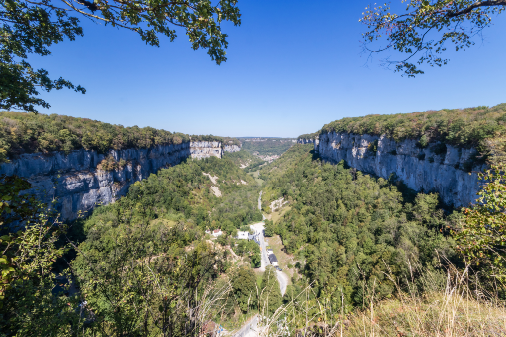 plus beaux villages du Jura, Baume-les-Messieurs