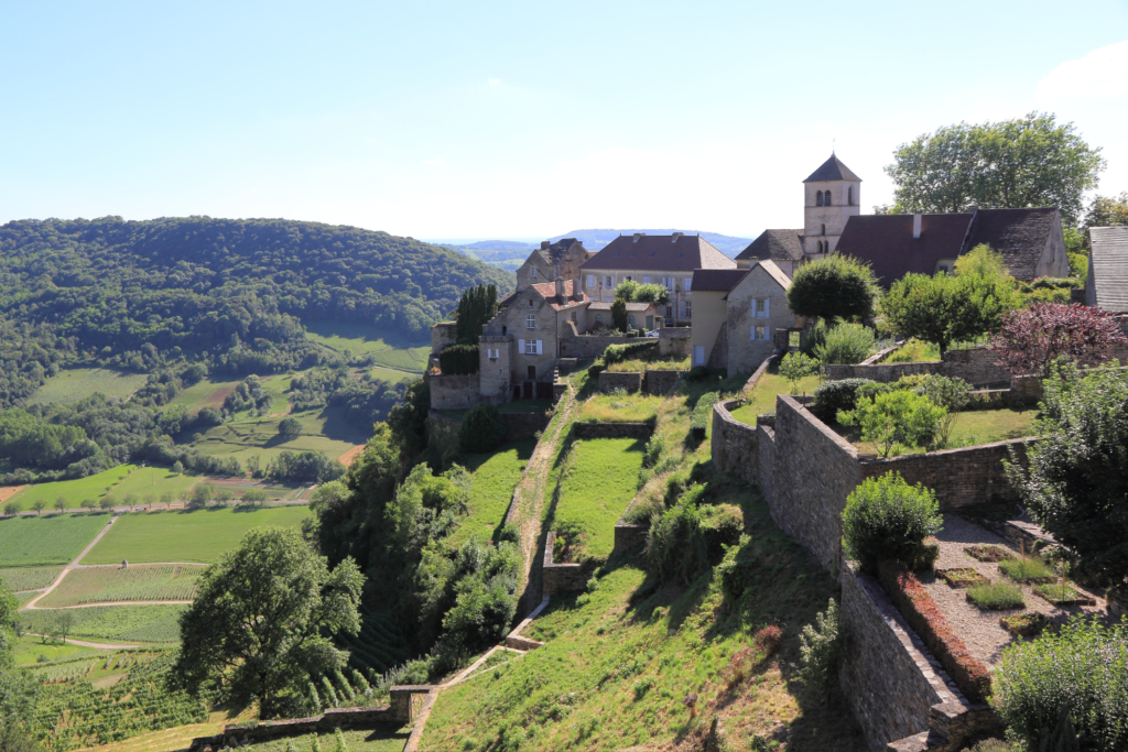 plus beaux villages du Jura, Château-Chalon