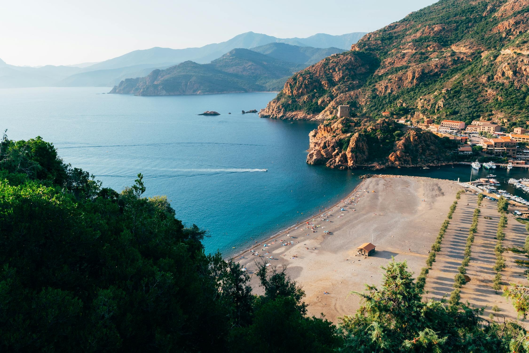 Conseils pour préparer un voyage en Corse : les endroits à visiter